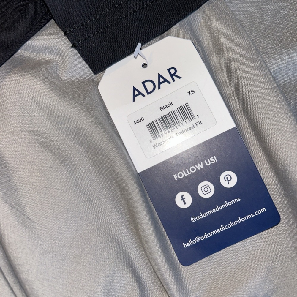 Adar Pro Women's Black V-Neck Short Sleeve Tailored Fit Scrub Top NEW Size XS - Picture 3 of 9